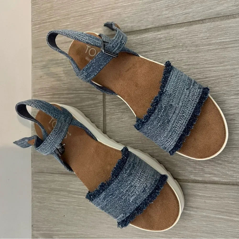 Toms Brynn Platform Sandal Denim size 5.5 NEW